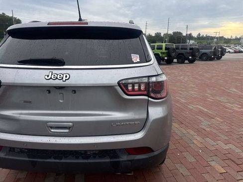 Used 2021 Jeep Compass Limited FWD image 11