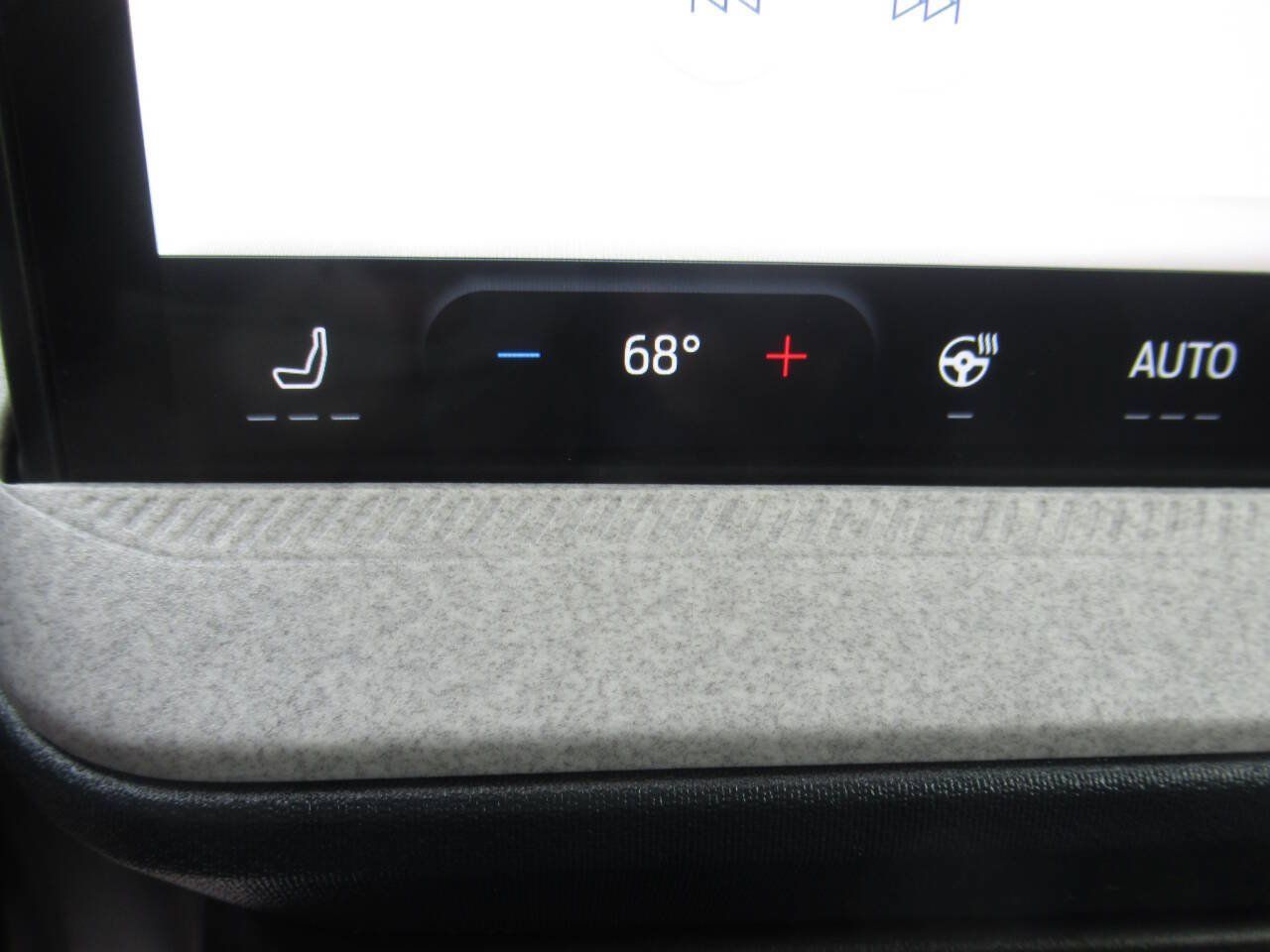 Used 2026 Ford Maverick XLT w/ Equipment Group 301A AWD/4WD image 21