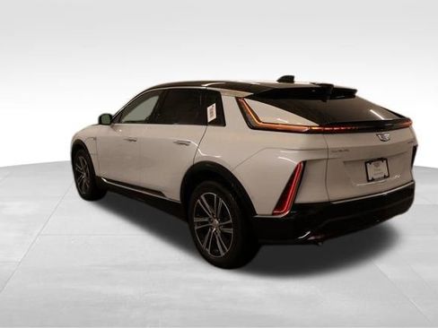 New 2026 Cadillac Lyriq Luxury image 4