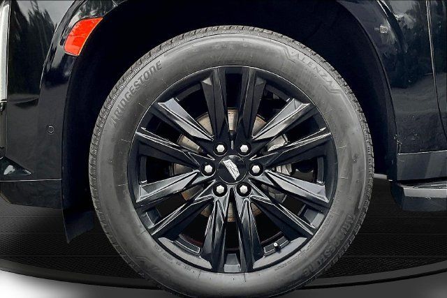 Used 2021 Cadillac Escalade ESV Sport AWD/4WD image 36