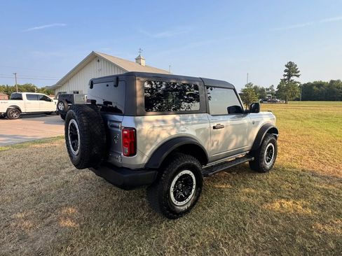 Used 2024 Ford Bronco Big Bend w/ Sasquatch Package AWD/4WD image 5