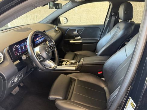 Used 2025 Mercedes-Benz GLA 250 image 27
