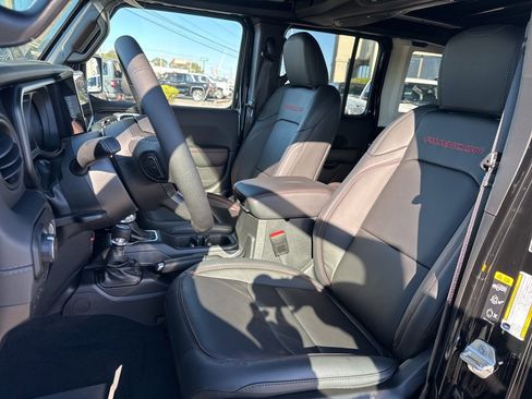 New 2026 Jeep Wrangler Unlimited Rubicon image 29