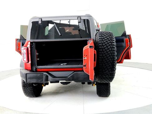 Used 2024 Ford Bronco Outer Banks w/ Sasquatch Package image 11