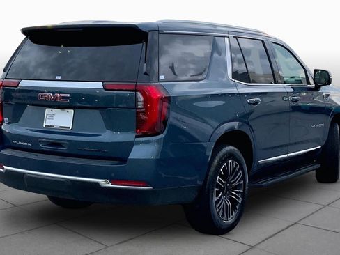 Used 2025 GMC Yukon Elevation RWD image 13