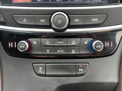 Used 2017 Buick LaCrosse Essence w/ Sun and Shade Package image 21