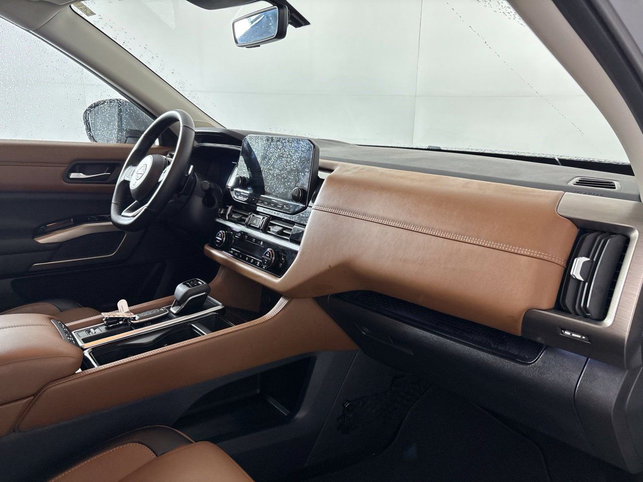 Used 2025 Nissan Pathfinder Platinum w/ Cargo Package FWD image 41