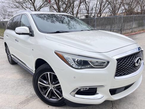 Used 2019 INFINITI QX60 Luxe w/ Essential Package image 1