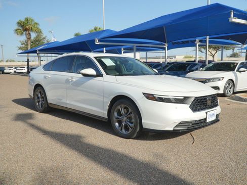 Used 2024 Honda Accord EX-L image 3