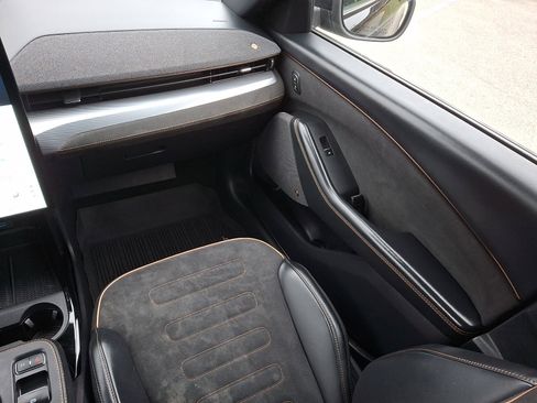 Certified 2022 Ford Mustang Mach-E GT image 16