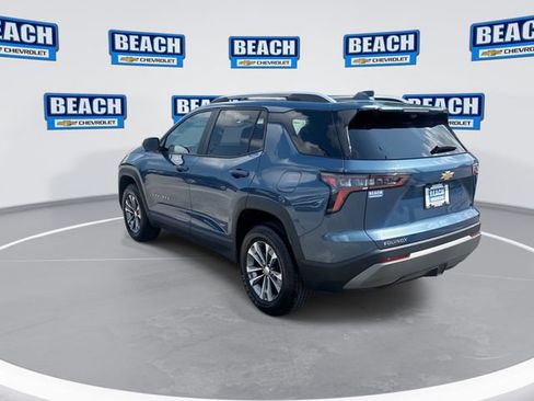 Used 2025 Chevrolet Equinox LT w/ Convenience Package II FWD image 6