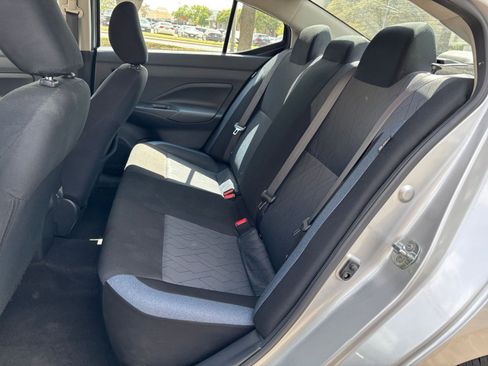 Used 2025 Nissan Versa SV FWD image 21