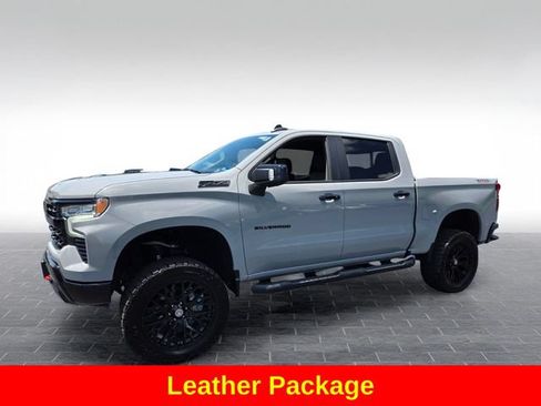 Used 2024 Chevrolet Silverado 1500 LT Trail Boss w/ LT Trail Boss Premium Package AWD/4WD image 4