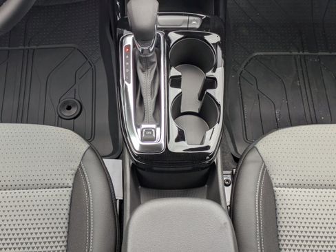 New 2026 Chevrolet Trax LT w/ Driver Confidence Package image 6