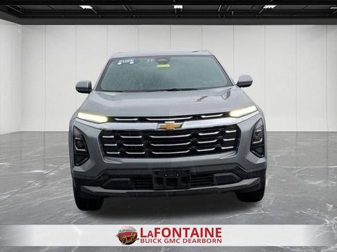 Used 2025 Chevrolet Equinox LT FWD image 8