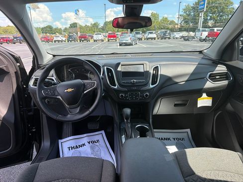 Used 2024 Chevrolet Equinox LT FWD image 15
