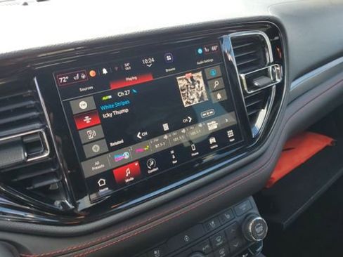 Certified 2023 Dodge Durango R/T w/ Tow 'N Go Package AWD/4WD image 15