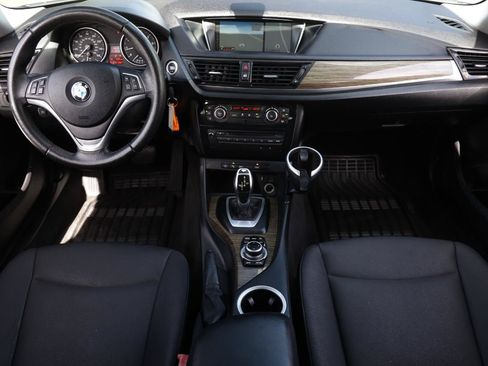 Used 2015 BMW X1 sDrive28i RWD image 2