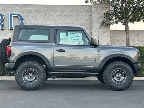 New 2025 Ford Bronco Base w/ Sasquatch Package image 3