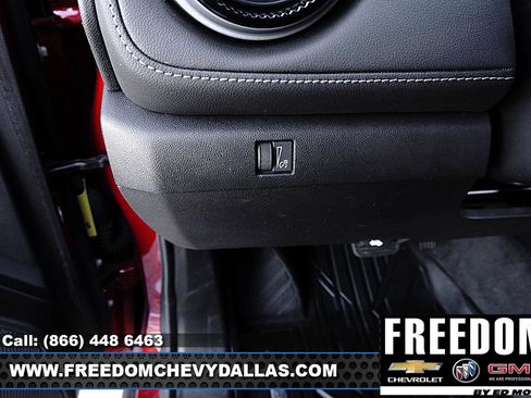 Used 2023 Chevrolet Colorado LT w/ LT Convenience Package II image 19