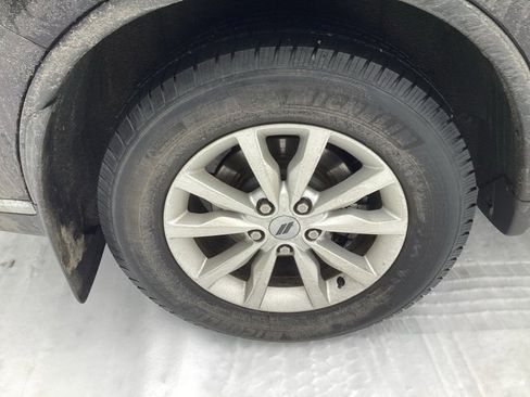 Used 2019 Dodge Durango SXT w/ 3rd Row Seating Group image 9