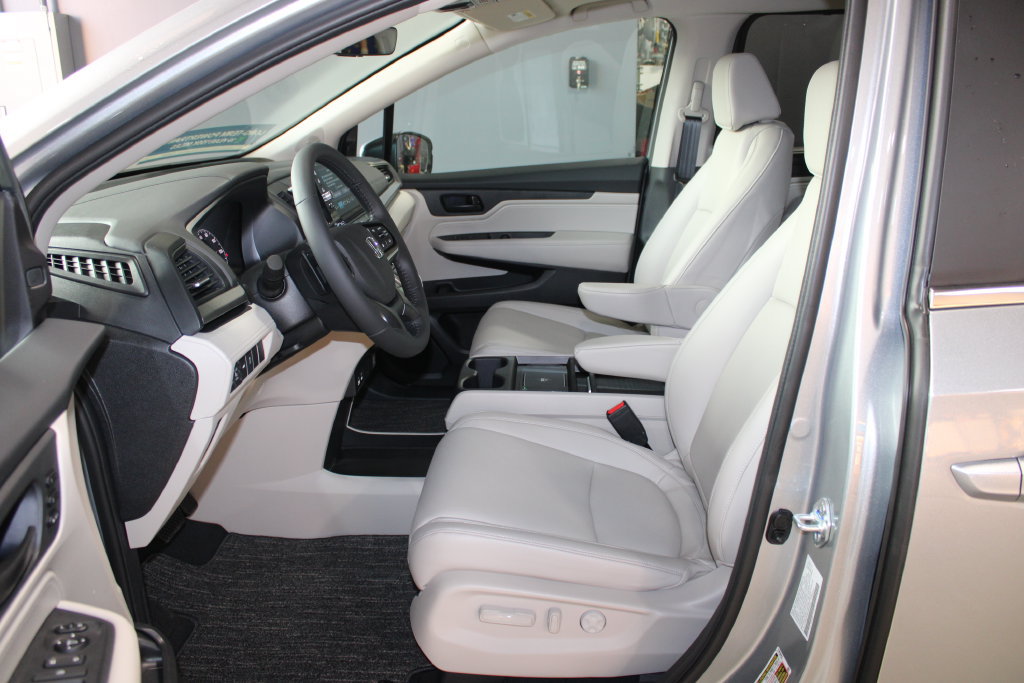 New 2027 Honda Odyssey EX-L image 16