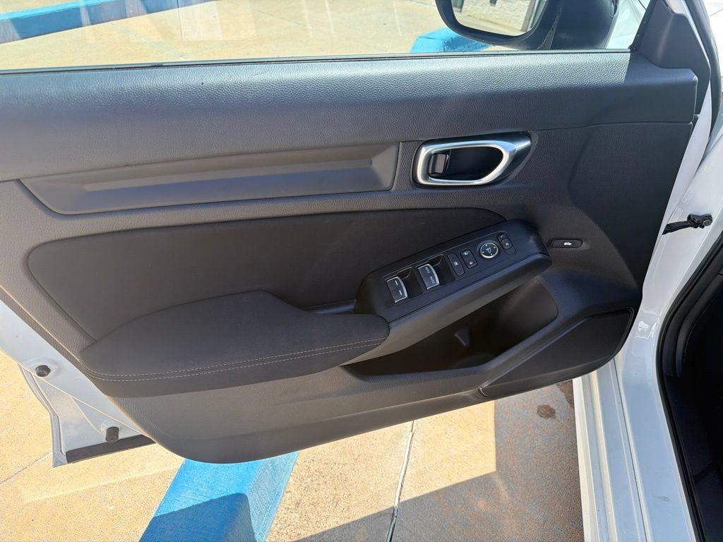 Used 2024 Honda Civic Sport image 9