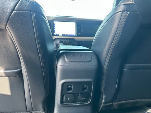 Used 2022 Ford Bronco Wildtrak AWD/4WD image 29