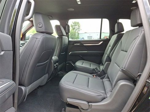 New 2026 GMC Acadia Elevation w/ Elevation Premium Package image 6