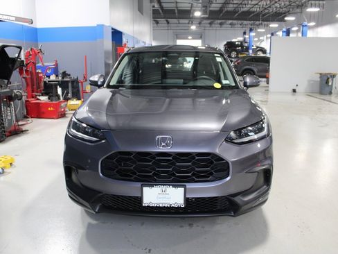 Certified 2023 Honda HR-V LX image 3