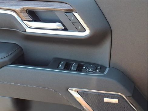 New 2026 Chevrolet Silverado 1500 LT Trail Boss w/ LT Trail Boss Premium Package AWD/4WD image 16