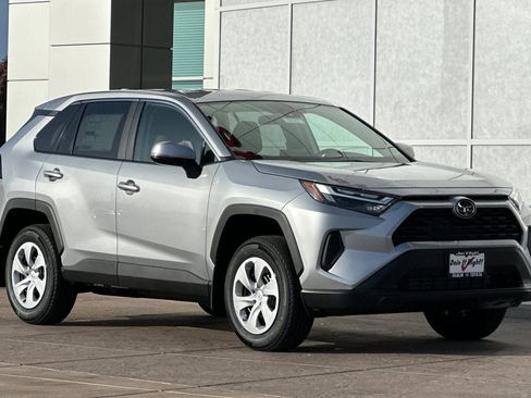 New 2025 Toyota RAV4 LE image 2