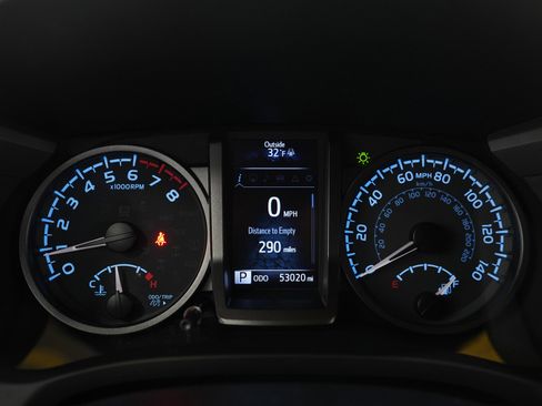 Used 2023 Toyota Tacoma TRD Sport image 30