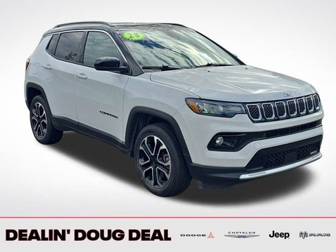 Used 2023 Jeep Compass Limited image 8