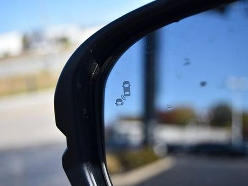 New 2026 Honda HR-V Sport image 9