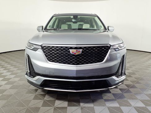 Certified 2024 Cadillac XT6 Premium Luxury w/ Technology Package FWD image 2