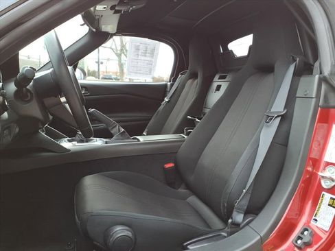 Used 2016 MAZDA MX-5 Miata Sport image 12