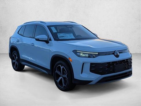 New 2026 Volkswagen Tiguan SE AWD/4WD image 6