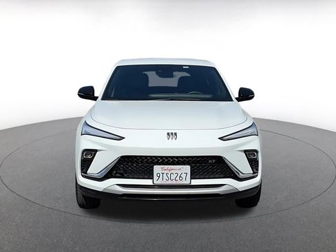 Used 2025 Buick Envista Sport Touring image 4