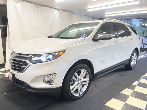 Used 2018 Chevrolet Equinox Premier AWD/4WD image 4