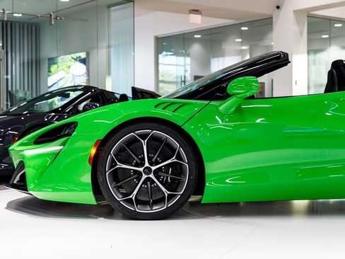 New 2026 McLaren Artura Spider image 24