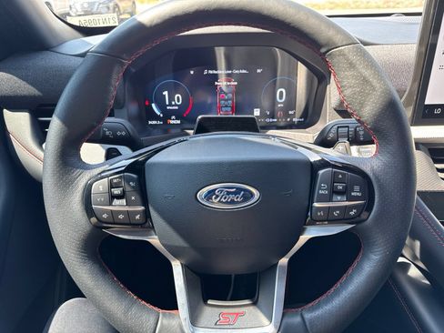 Used 2025 Ford Explorer ST w/ Sun And Sound Package AWD/4WD image 21