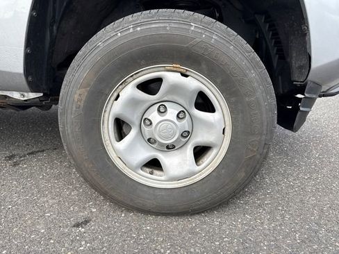 Used 2023 Toyota Tacoma SR image 11