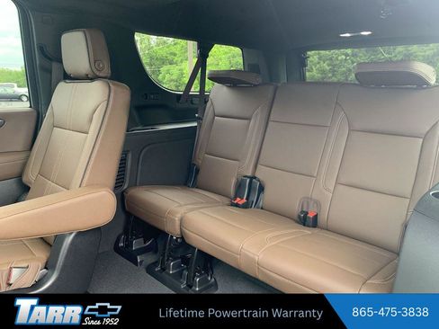 New 2026 Chevrolet Suburban High Country AWD/4WD image 26