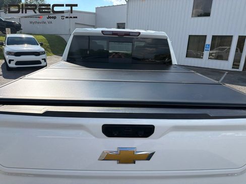 Used 2024 Chevrolet Silverado 1500 LTZ w/ Technology Package AWD/4WD image 7