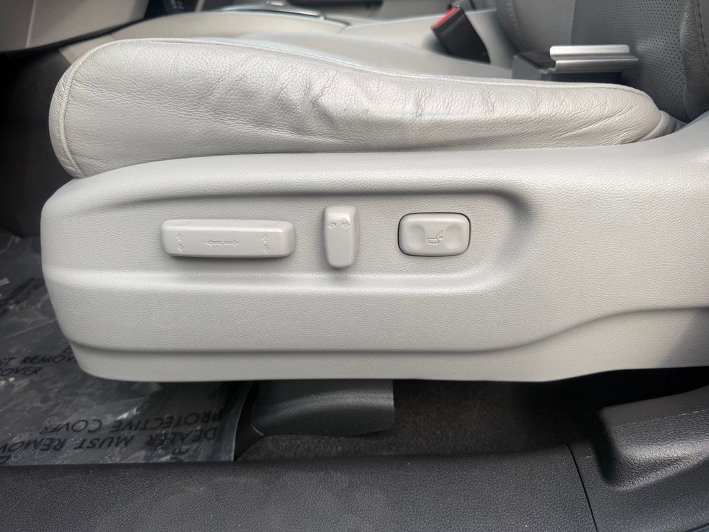 Used 2021 Honda Pilot Elite image 82