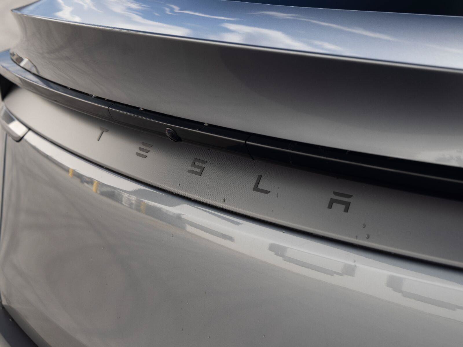 Used 2026 Tesla Model Y Long Range AWD/4WD image 14