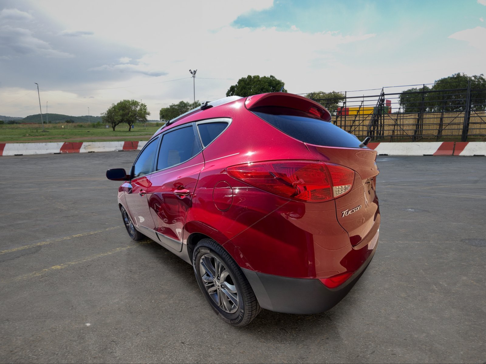Used 2015 Hyundai Tucson SE FWD image 4