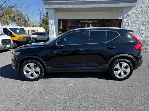 Used 2021 Volvo XC40 T5 Momentum AWD/4WD image 36