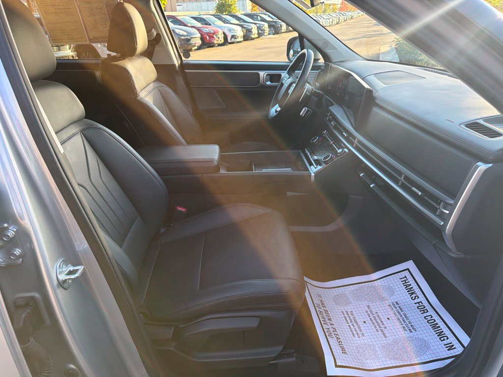 Used 2026 Hyundai Santa Fe SEL AWD/4WD image 12